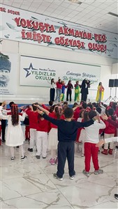 Cumhuriyet Bayramı Coşkusu Çocuklarla Buluştu